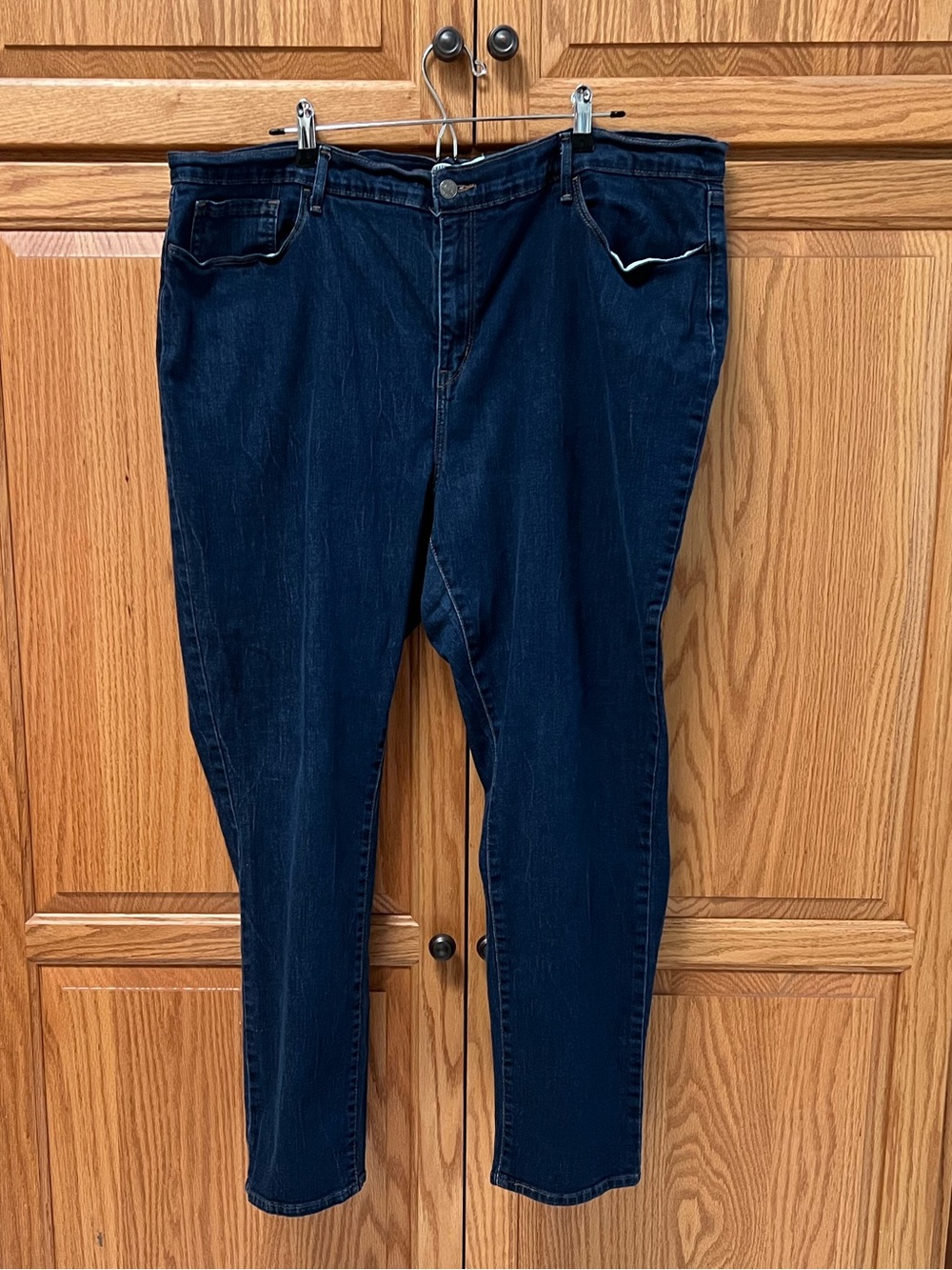 Signature by Levi Strauss Dark Blue Denim Jeans, Slim Taper, GUC, Size 22